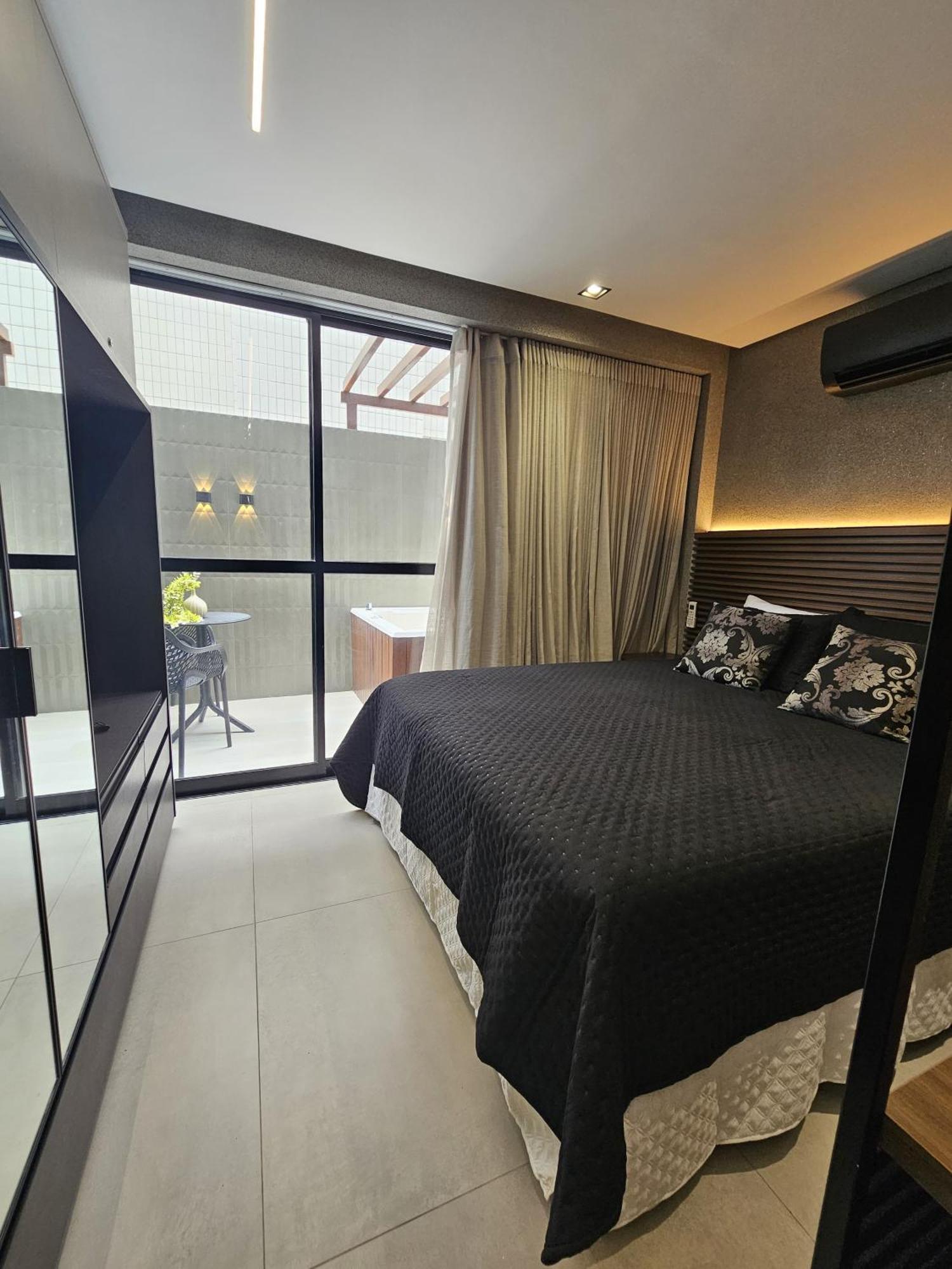 Flat Com Jacuzzi, Lindo, Confortavel, 55m Da Do Bessa, Caribessa